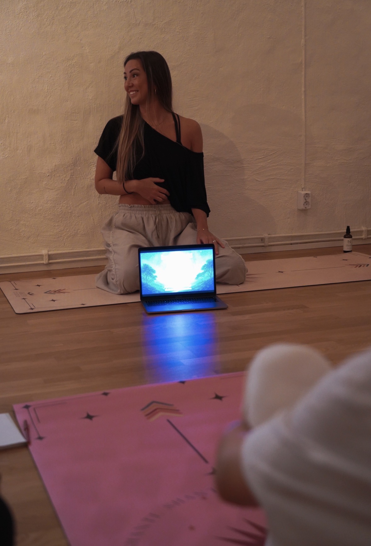 Tania leder Energy Workout — Innsaeiland